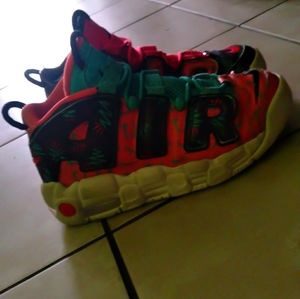 2 pair of Nike Air more uptempo(wat the 90's)